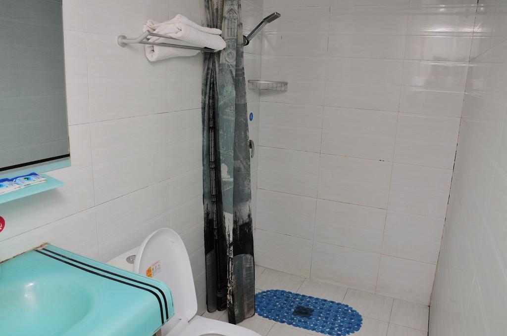 Chengdu Luojiaodian Hostel Bilik gambar