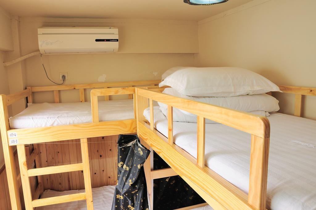 Chengdu Luojiaodian Hostel Bilik gambar